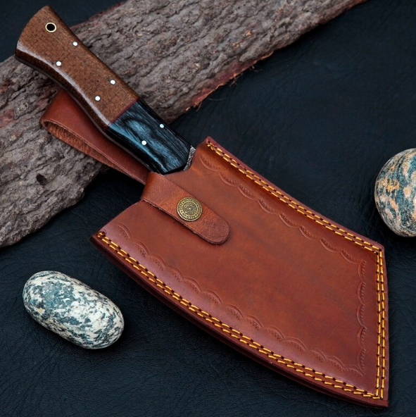 Handmade Damascus Butcher Knife: Forged Cleaver with Leather Sheath - Image 3