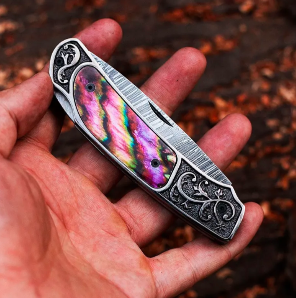 Handmade Damascus Steel Folding Knife: Ebony Handle, Leather Sheath - Image 3